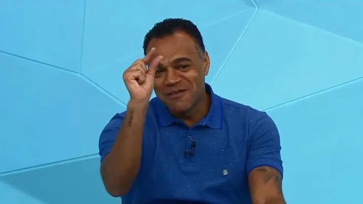Denílson não viu mudança na estreia de Diniz pelo Cruzeiro - Foto: Reprodução/Band.
