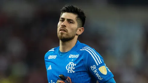 Goleiro Rossi não gostou das críticas ao Flamengo após eliminação na Libertadores