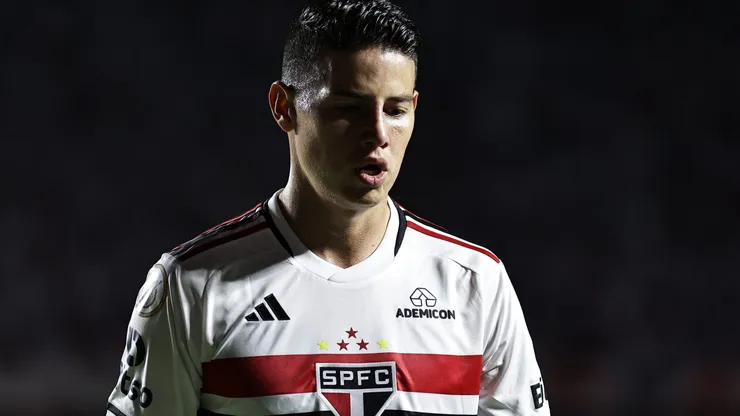 Após deixar o São Paulo, James Rodríguez mantém sina em clubes