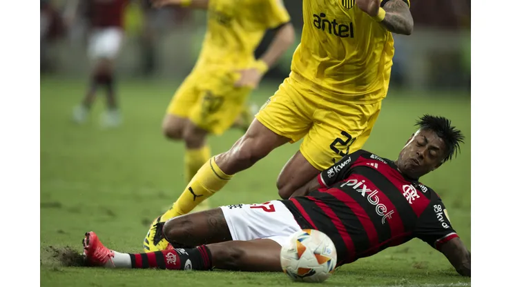 Bruno Henrique jogador do Flamengo durante partida contra o Peñarol. Foto: Jorge Rodrigues/AGIF