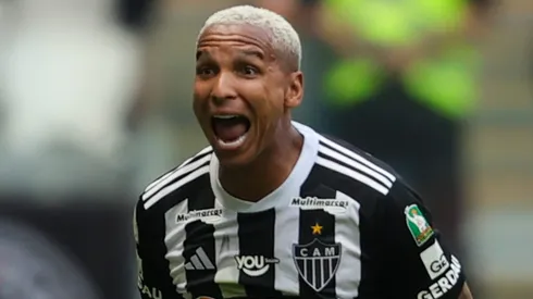 Deyverson contou bastidores da classificação heroica