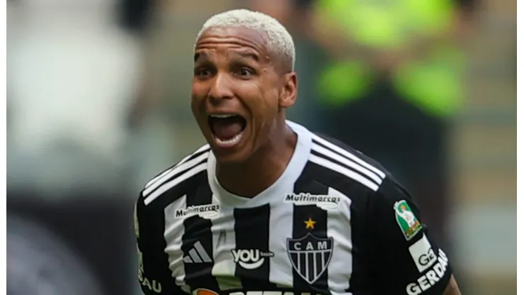 Deyverson contou bastidores da classificação heroica