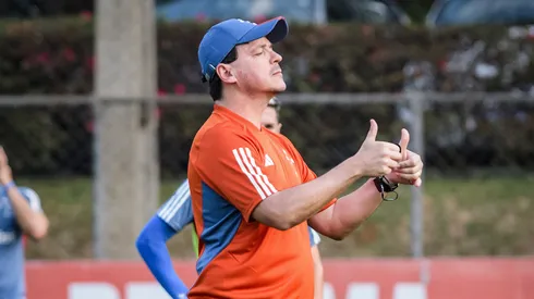Fernando Diniz enfrenta tabu no Cruzeiro. Foto: Gustavo Aleixo/Cruzeiro