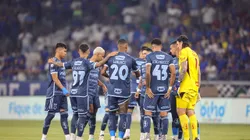 MG - BELO HORIZONTE - 15/09/2024 - BRASILEIRO A 2024, CRUZEIRO X SAO PAULO - Jogadores do Cruzeiro durante entrada em campo para partida contra o Sao Paulo no estadio Mineirao pelo campeonato Brasileiro A 2024. Foto: Gilson Lobo/AGIF