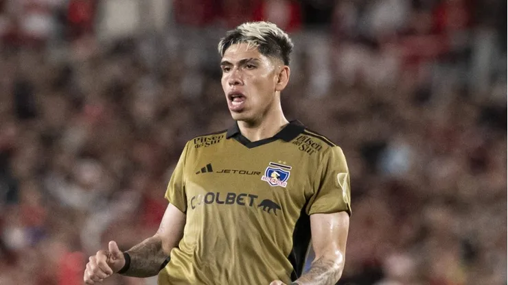 September 24, 2024, Buenos Aires, Argentina: Carlos Palacios of Colo Colo in action during the Copa CONMEBOL Libertadores 2024 Quarterfinal second leg match between River Plate and Colo Colo at Estadio Mas Monumental Antonio Vespucio Liberti. Final Score: River Plate1:0 Colo Colo Buenos Aires Argentina - ZUMAs197 20240924_aaa_s197_353 Copyright: xManuelxCortinax