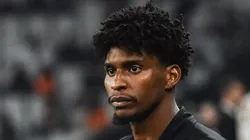 Hugo Souza tem decisão exposta no Flamengo