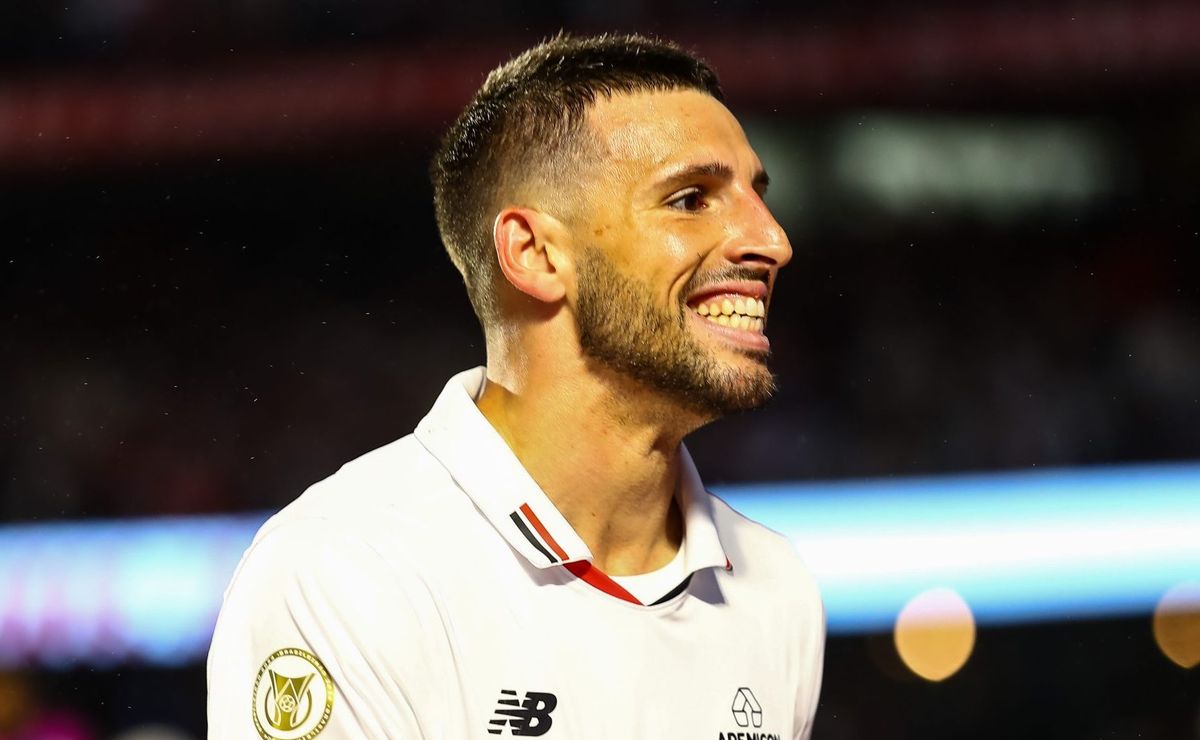 Pelo São Paulo, Calleri tem ótima média de gols na Libertadores