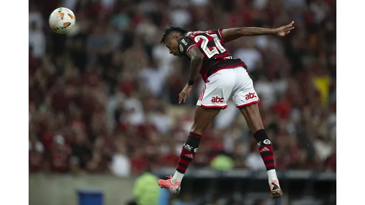 Bruno Henrique é esperança de gols do Flamengo contra o Peñarol, no Uruguai (Foto: Jorge Rodrigues/AGIF)