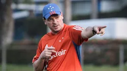 Diniz durante treinamento realizado ontem (24). Foto: Gustavo Aleixo/Cruzeiro