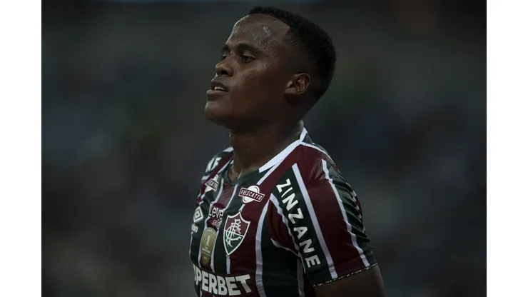 Jhon Arias jogador do Fluminense durante partida contra o Botafogo. Foto: Jorge Rodrigues/AGIF