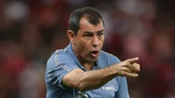 Fábio Carille é desmentido e gera climão no Santos