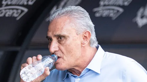 Tite antes de jogo da Copa do Brasil.