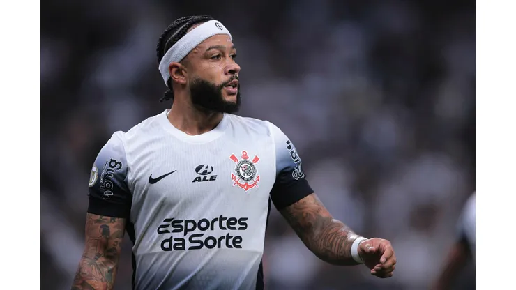Associated Press / Alamy Stock Photo | Memphis Depay pode marcar seu primeiro gol pelo Corinthians na partida contra o Fortaleza