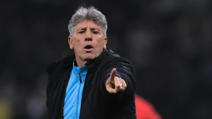 Treinador vive tensão no clube. Ettore Chiereguini/AGIF.