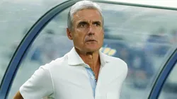 Luís Castro durante a partida entre Al-Nassr e Inter de Milão, na pré-temporada de 2023, no Yanmar Stadium, em Nagai, no Japão.