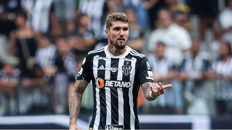 Lyanco mira titularidade com Milito no Atlético-MG