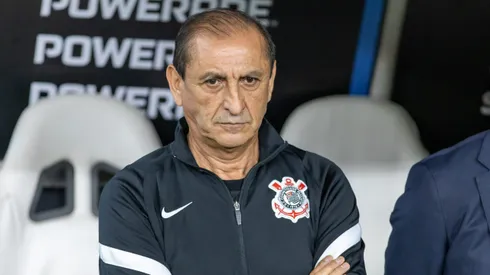 Ramón Díaz volta a comandar o time após cumprir suspensão