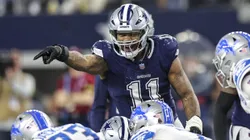 Micah Parsons (11) chama sinais defensivos durante o jogo entre os Dallas Cowboys e os Detroit Lions em 30 de dezembro de 2023 no AT&T Stadium em Arlington, Texas