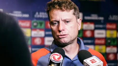 Diniz chega para o lugar de Seabra - Foto: Gustavo Aleixo/Cruzeiro.