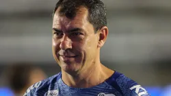 Fábio Carille, técnico do Santos, antes da partida contra o Goiás, na Vila Belmiro, pelo Campeonato Brasileiro, no dia 19/06/2024.