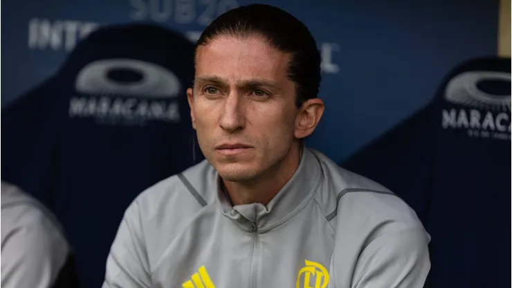 Filipe Luis tem futuro definido no Flamengo