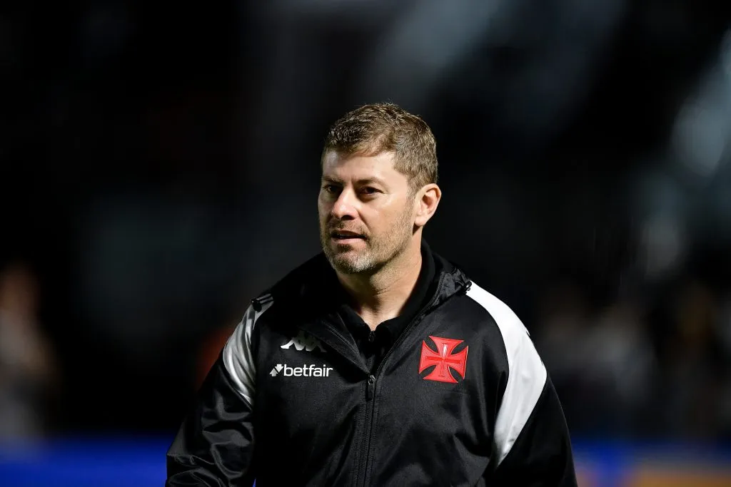 Rafael Paiva, técnico do Vasco - Foto: Thiago Ribeiro/AGIF