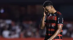 Carlinhos foi titular contra o Grêmio