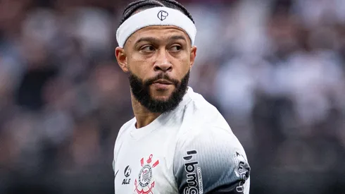 Memphis Depay durante partida entre Corinthians e Atlético-GO, na Neo Química Arena, pelo Campeonato Brasileiro, no dia 21/09/2024. Foto: Ronaldo Barreto