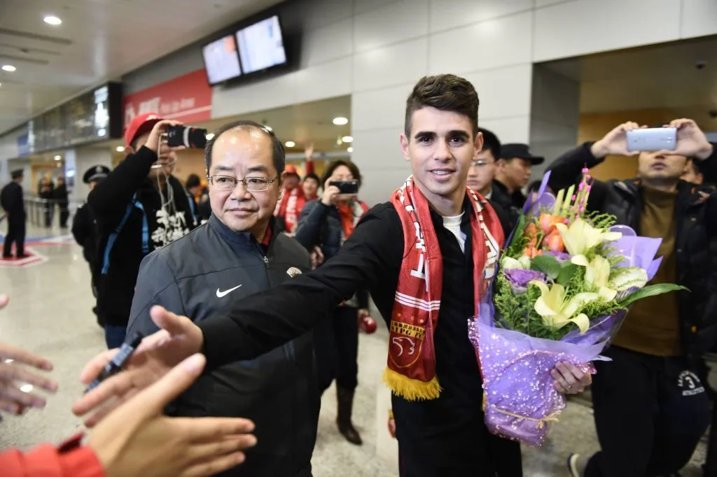 Oscar, meia do Shanghai Port. Foto: IMAGO / VCG