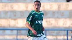 Vitor Figueiredo, durante treino no CT do Palmeiras para aquecimento e alinhamento com o elenco