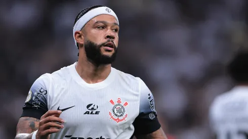 Memphis Depay estreou pelo Timão