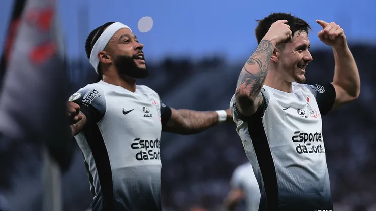 Corinthians 3 x 0 Atlético-GO pelo Campeonato Brasileiro A 2024. Foto: Ettore Chiereguini/AGIF