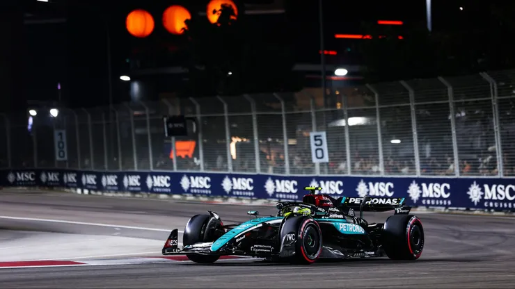 Hmailton durante classificatória em Marina Bay, Singapura