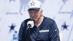 Jerry Jones manda recado direto para os Cowboys sobre possível troca por um running back de primeira. Foto by Brandon Sloter/Icon Sportswire NFL.
