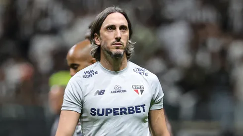 O treinador terá baixas. Gilson Lobo/AGIF.