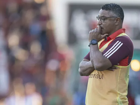 Roger Machado escolhe 'novo Gabriel Carvalho' e surpreende a torcida