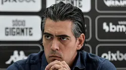 O dirigente Paulo Bracks fala aos jornalistas durante apresentacao oficial