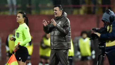 Treinador assumiu a equipe após Arthur Elias deixar o cargo. Divulgação/Staff Images/CBF.