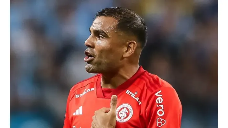 Internacional tem Mercado e + 5 jogadores com contrato perto do fim