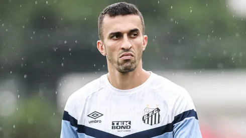 João Schmidt afirmou que quer jogar no Corinthians