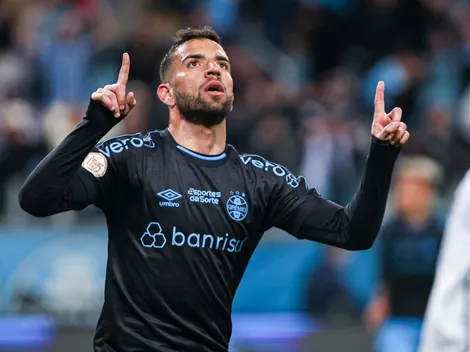 Pepê perde espaço após números no Grêmio