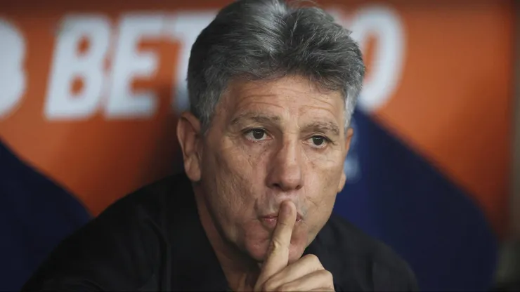 Jogador também foi especulado no Grêmio de Renato - Santos pode aproveitar recuo do Grêmio - Foto: Sports Press Photo/IMAGO.