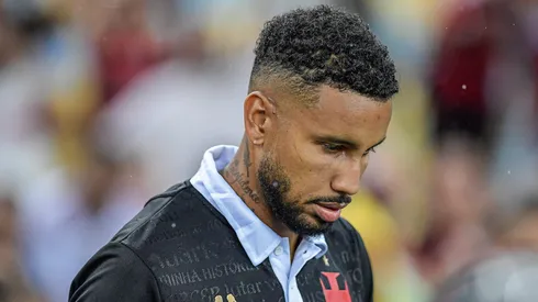 Jair retorna aos treinamentos após grave lesão