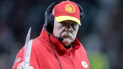 Andy Reid adverte Patrick Mahomes e Chiefs após difícil vitória contra os Bengals. FOTO: INPHO/Laszlo Geczo