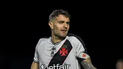 Vegetti é o capitão do Vascão. Foto: Thiago Ribeiro/AGIF