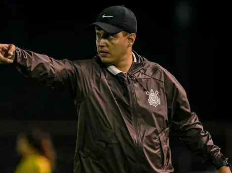 Lucas Piccinato elogia elenco do Corinthians Feminino após final do Brasileirão