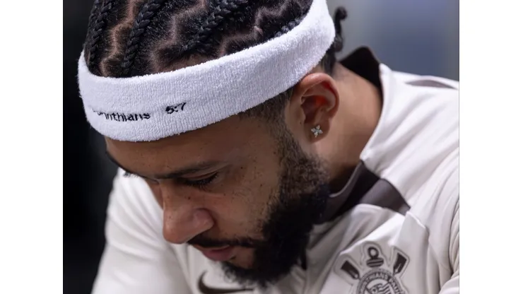 Depay demanda cuidados especiais, alertou médica - Foto: Agência Corinthians - Rodrigo Coca