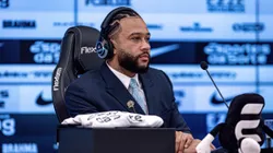 Atacante holandês ainda busca o melhor condicionamento físico