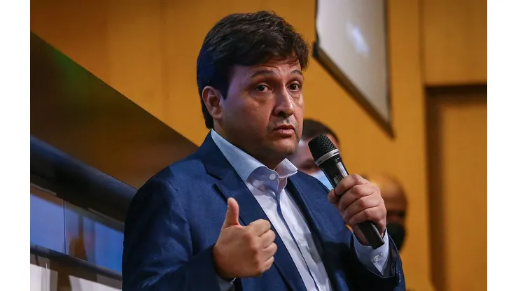 Alberto Guerra se movimenta para corrigir setor do Imortal - FOTO: LUCAS UEBEL/GREMIO FBPA