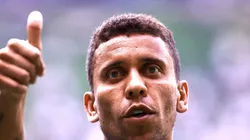 Marcos Rocha durante aquecimento no Allianz Parque.